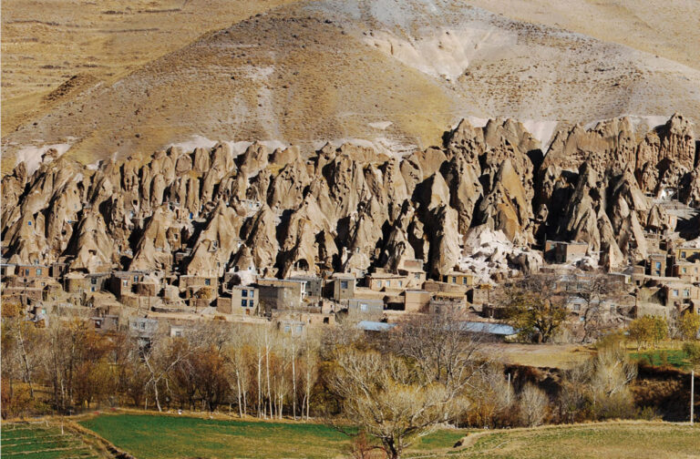 Village troglodyte de Kandovan (près de Tabriz)