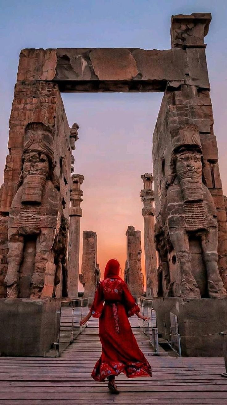 PERSEPOLIS AND NAQSH-E RUSTAM