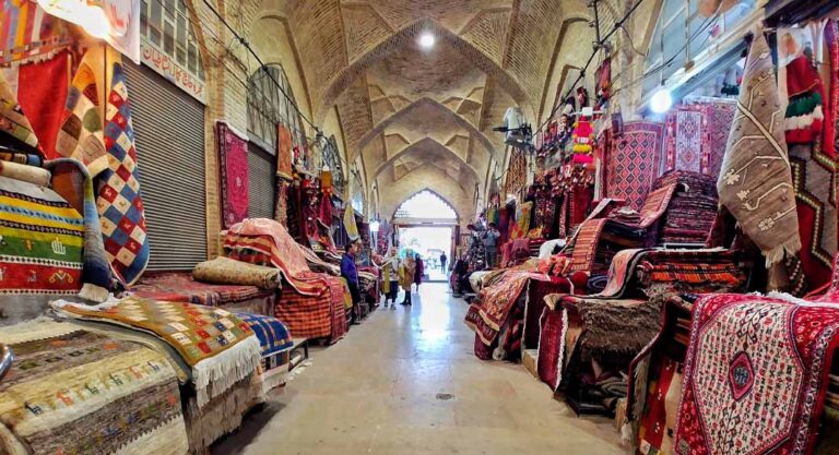 Best time to visit Shiraz for shopping