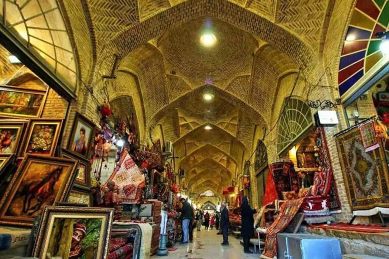 BAZAAR-E VAKIL