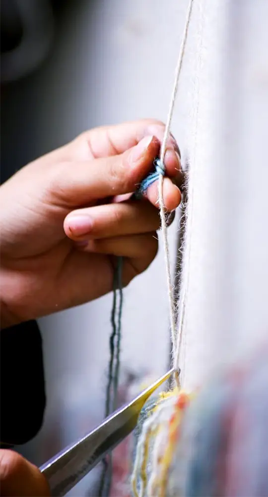 Frequently asked questions 2 Persian carpet weaver 2