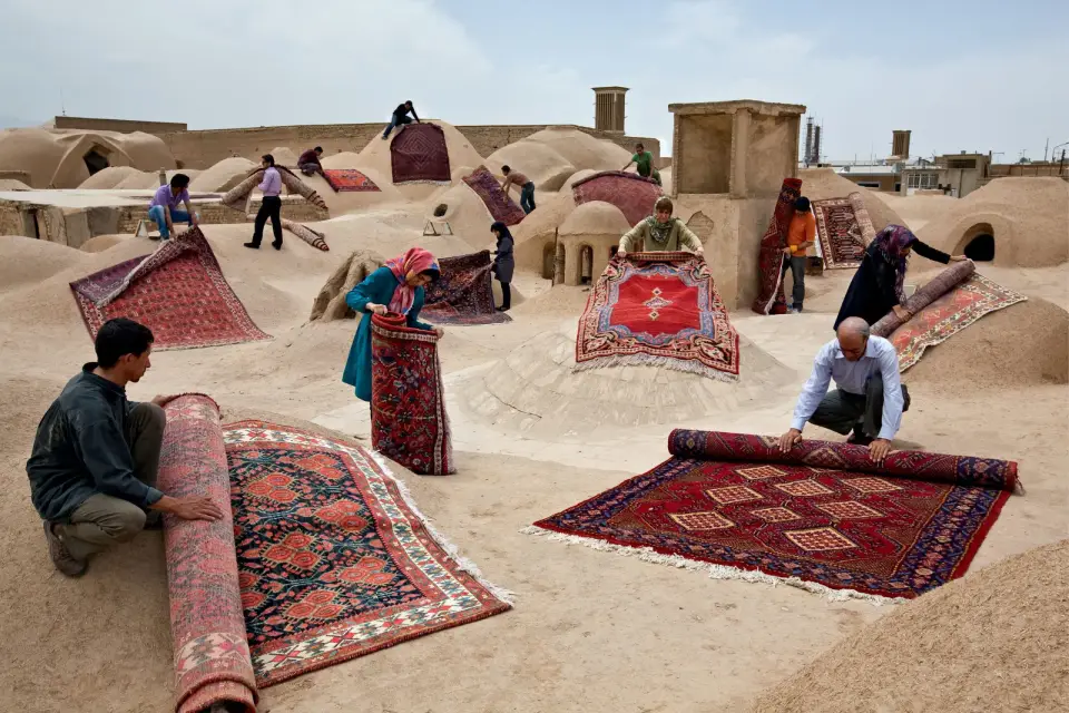 Contact us 1 Carpets in Iranian culture